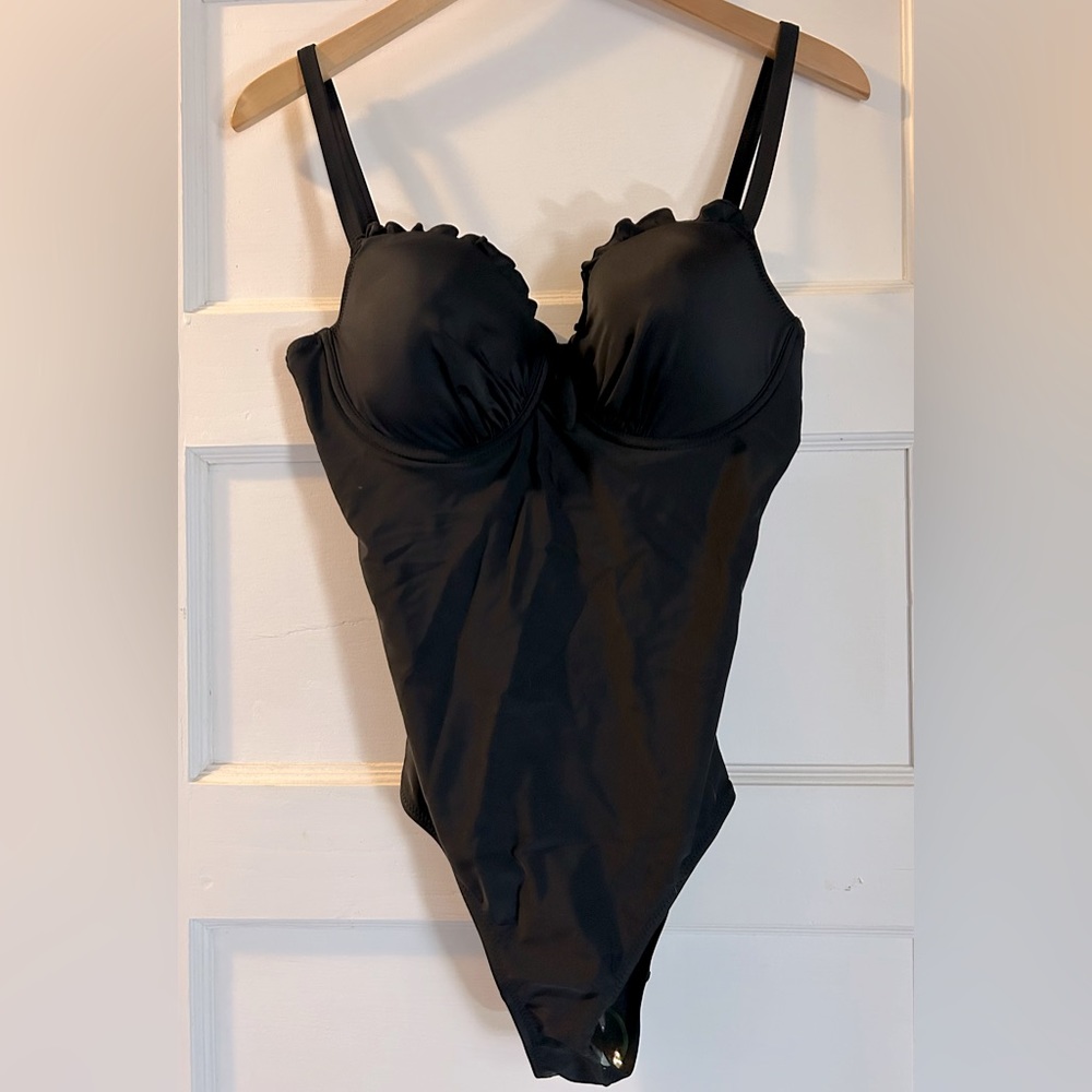 Pour Moi Splash Padded Underwire Control Swimsuit